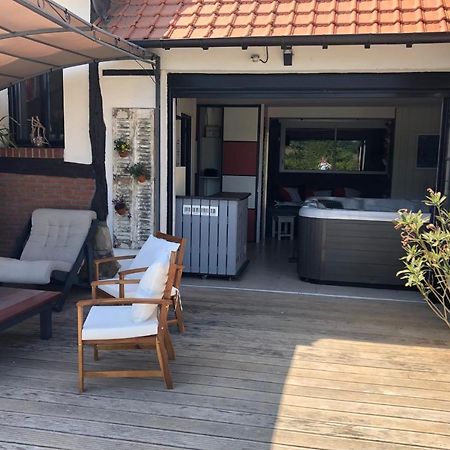Gite Piscine Jacuzzi Privatises Clos Valentin Freulleville Kültér fotó